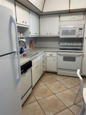 1950 S Ocean Dr 9K, Hallandale Beach, FL 33009
