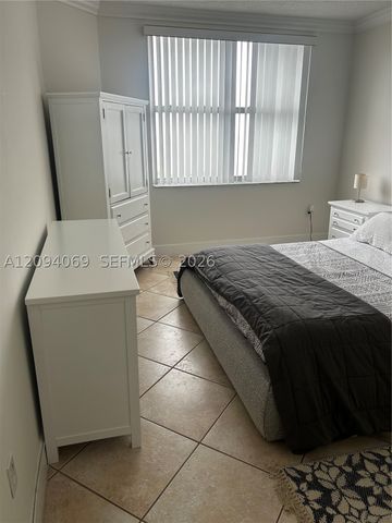 1950 S Ocean Dr 9K, Hallandale Beach, FL 33009