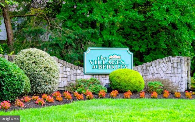1402 TRISTRAM CIR, Mantua, NJ 08051