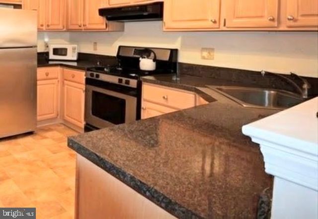 1402 TRISTRAM CIR, Mantua, NJ 08051