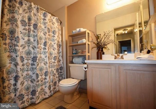 1402 TRISTRAM CIR, Mantua, NJ 08051