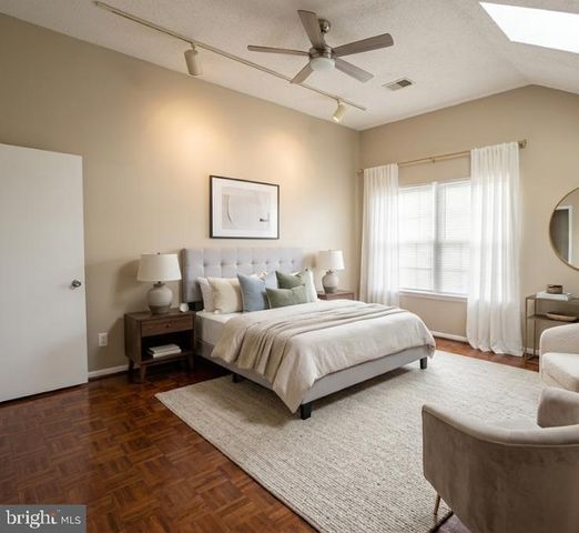 1402 TRISTRAM CIR, Mantua, NJ 08051