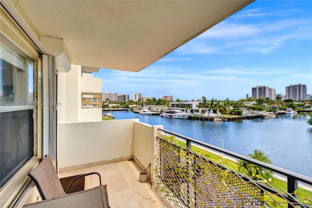 401 Golden Isles Dr 307, Hallandale Beach, FL 33009