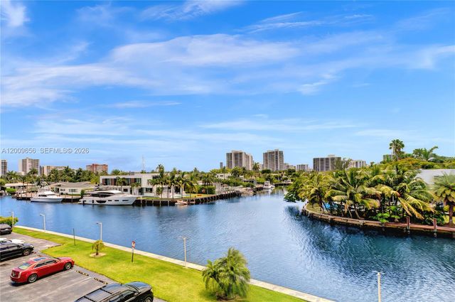 401 Golden Isles Dr 307, Hallandale Beach, FL 33009