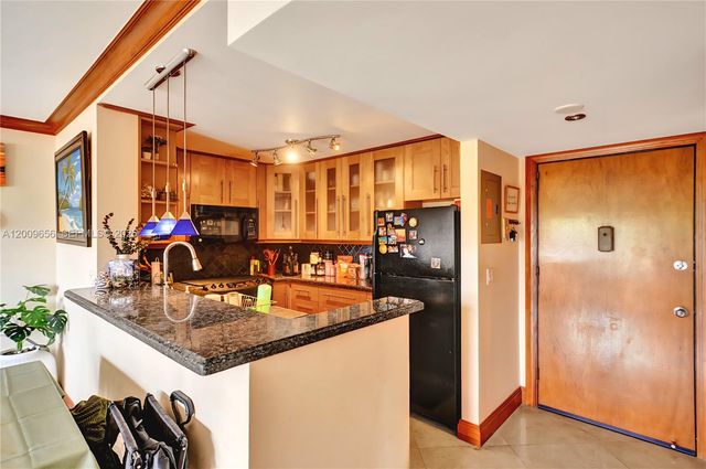 401 Golden Isles Dr 307, Hallandale Beach, FL 33009