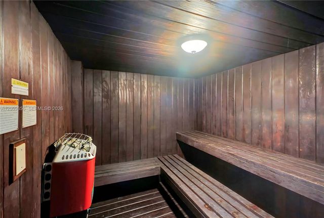 401 Golden Isles Dr 307, Hallandale Beach, FL 33009