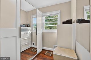 16 E MONROE AVE, Alexandria, VA 22301