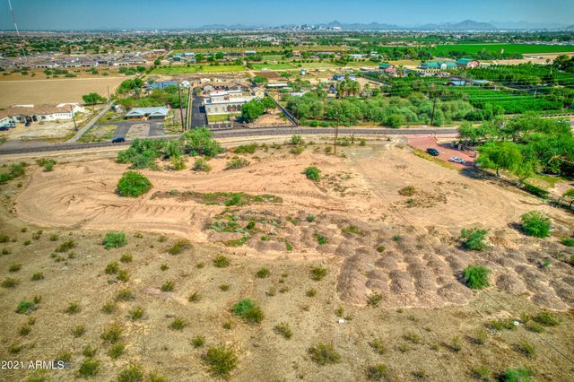 2021 W DOBBINS Road -, Phoenix, AZ 85041