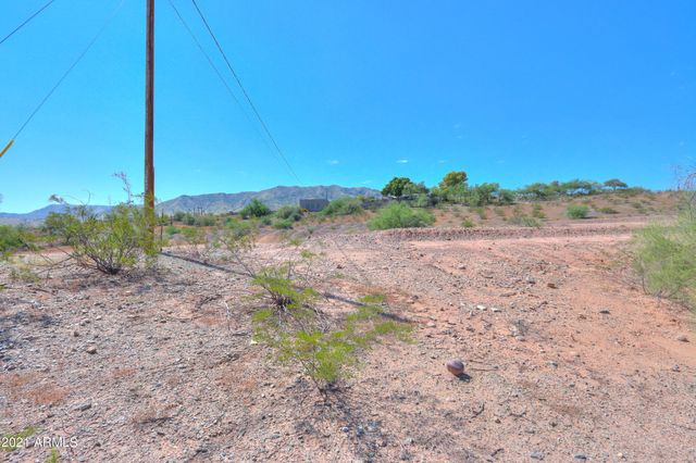 2021 W DOBBINS Road -, Phoenix, AZ 85041
