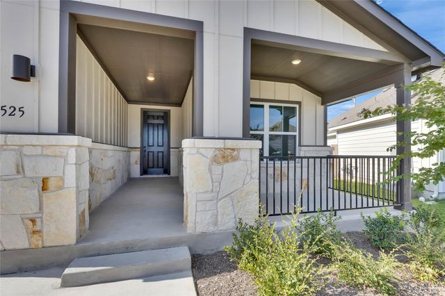525 Teasley DR, Taylor, TX 76574
