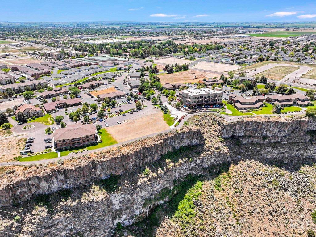 201 River Vista Place, Twin Falls, ID 83301 photo 11