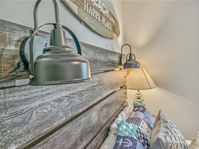 101 Sandcastle Ct, Hilton Head Island, SC 29928