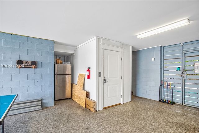 101 Sandcastle Ct, Hilton Head Island, SC 29928