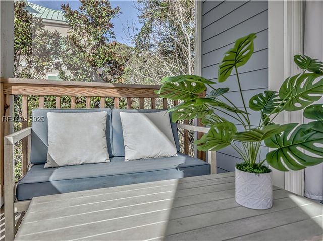 101 Sandcastle Ct, Hilton Head Island, SC 29928