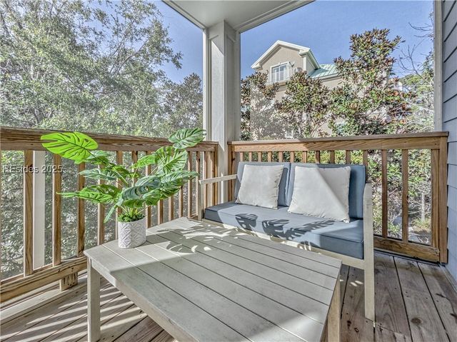 101 Sandcastle Ct, Hilton Head Island, SC 29928