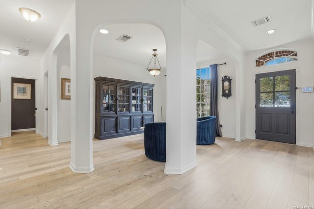 2022 Three Frks, San Antonio, TX 78258