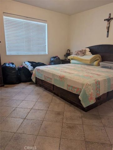 1634 Coronel, San Fernando, CA 91340