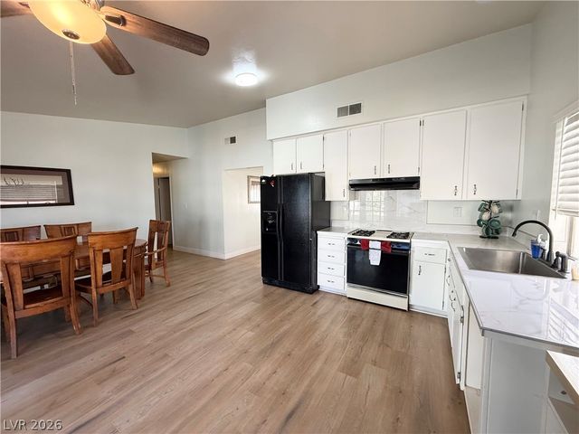 2126 Rawhide Street, Las Vegas, NV 89119