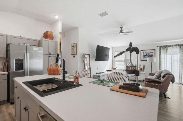 862 SPRING AVENUE, The Villages, FL 34762