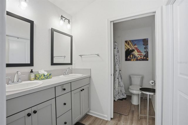 862 SPRING AVENUE, The Villages, FL 34762