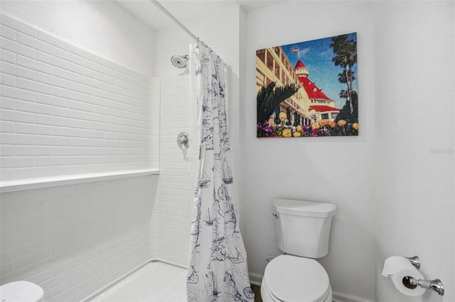 862 SPRING AVENUE, The Villages, FL 34762