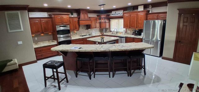 1241 Circle Drive Drive, Sapulpa, OK 74066