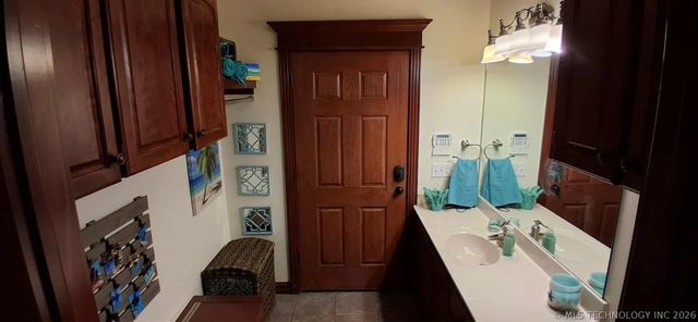 1241 Circle Drive Drive, Sapulpa, OK 74066