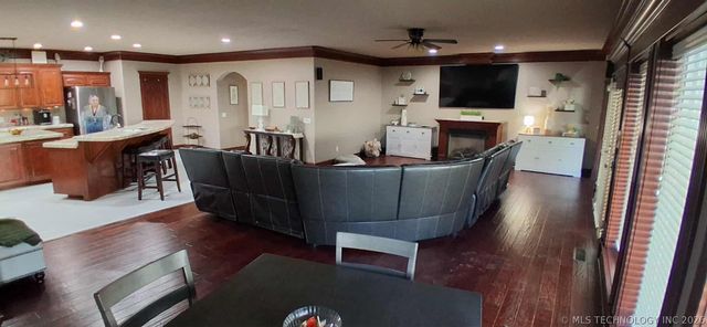 1241 Circle Drive Drive, Sapulpa, OK 74066