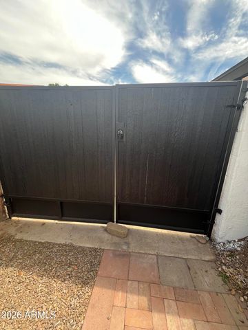 1357 S HALL Street, Mesa, AZ 85204