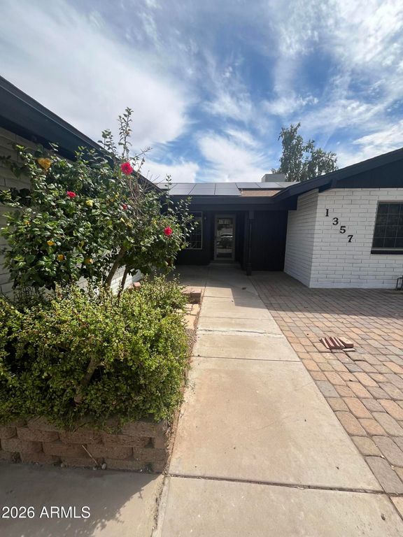 1357 S HALL Street, Mesa, AZ 85204 — photo 2