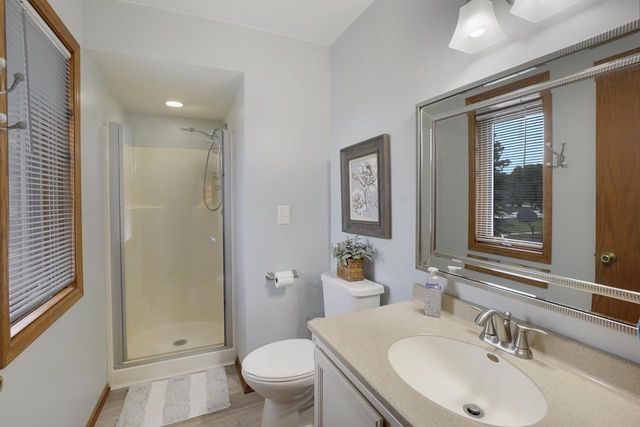 N30W23511 Greenfield COURT, Pewaukee, WI 53072