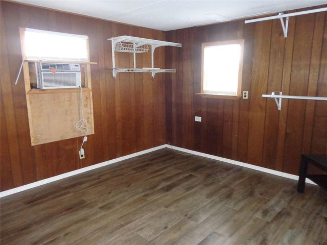 910 Bunton LN B, Uhland, TX 78640