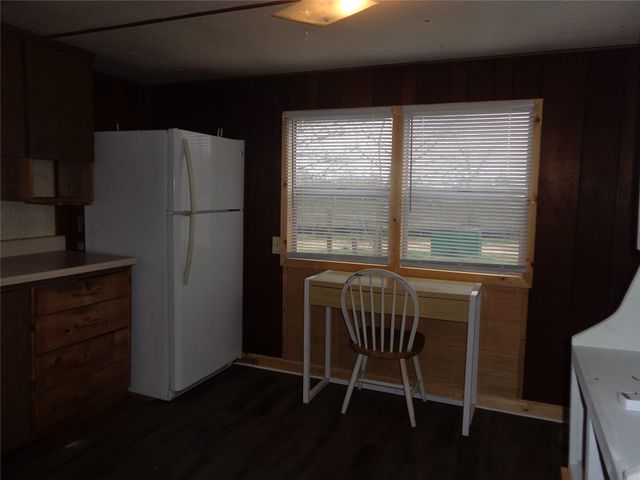 910 Bunton LN B, Uhland, TX 78640