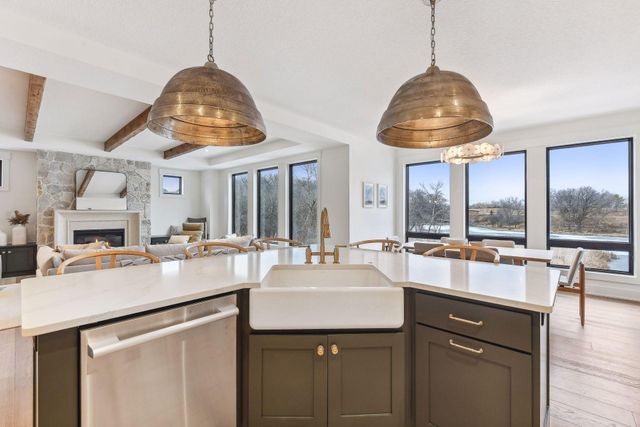 10377 Mallard Drive, Victoria, MN 55318