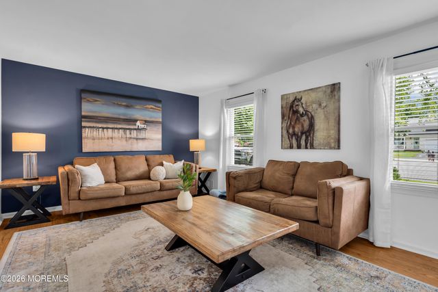 1466 Arapaho Court, Toms River, NJ 08755