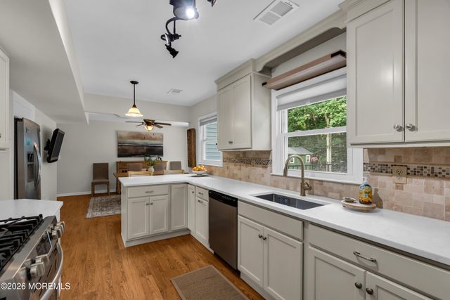 1466 Arapaho Court, Toms River, NJ 08755