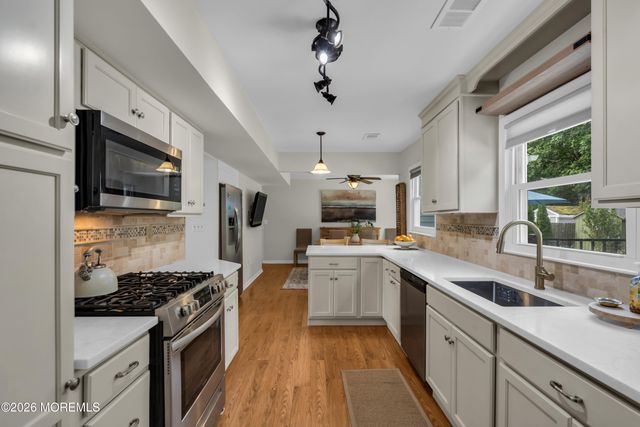 1466 Arapaho Court, Toms River, NJ 08755
