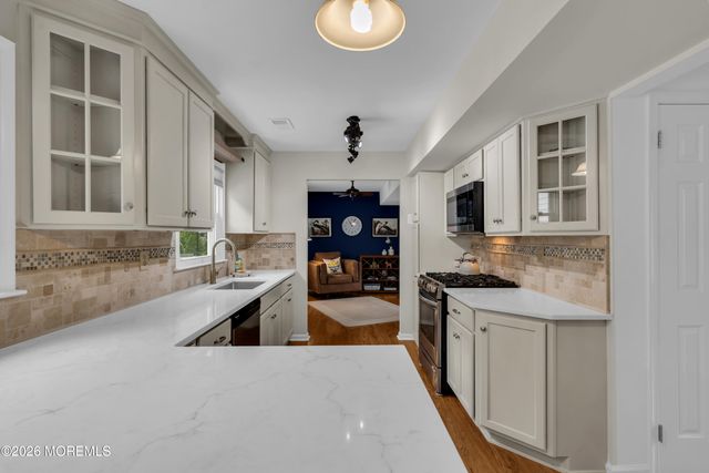 1466 Arapaho Court, Toms River, NJ 08755