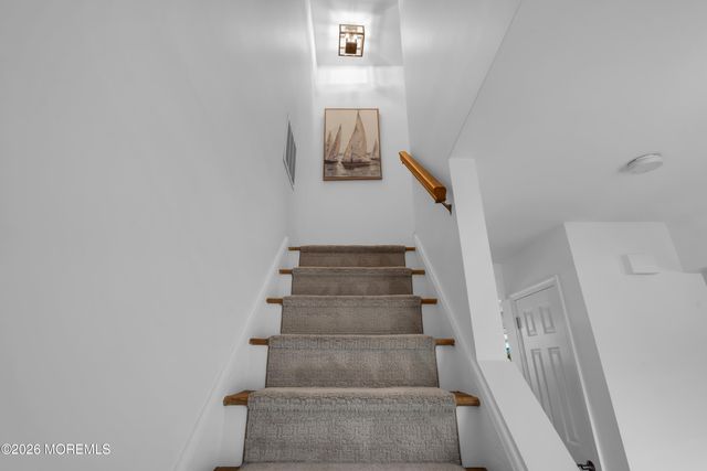 1466 Arapaho Court, Toms River, NJ 08755