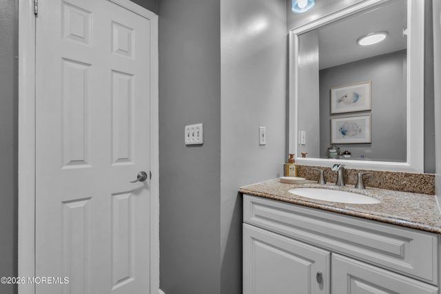 1466 Arapaho Court, Toms River, NJ 08755