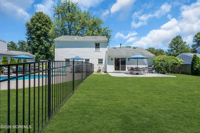 1466 Arapaho Court, Toms River, NJ 08755