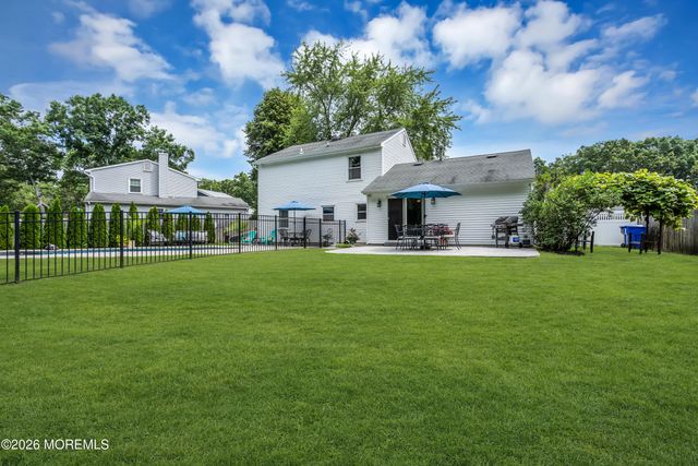 1466 Arapaho Court, Toms River, NJ 08755
