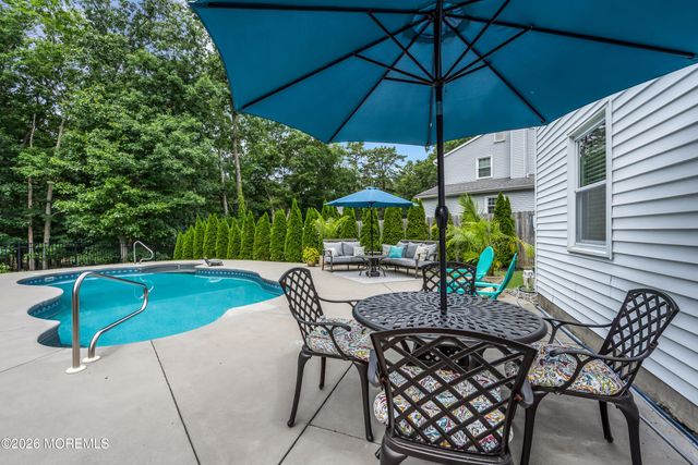 1466 Arapaho Court, Toms River, NJ 08755