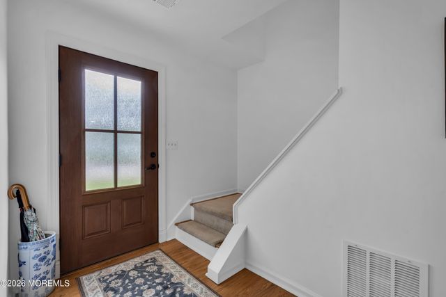 1466 Arapaho Court, Toms River, NJ 08755