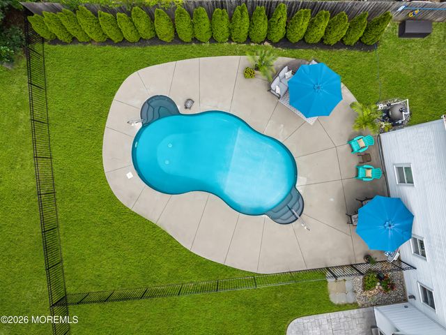 1466 Arapaho Court, Toms River, NJ 08755