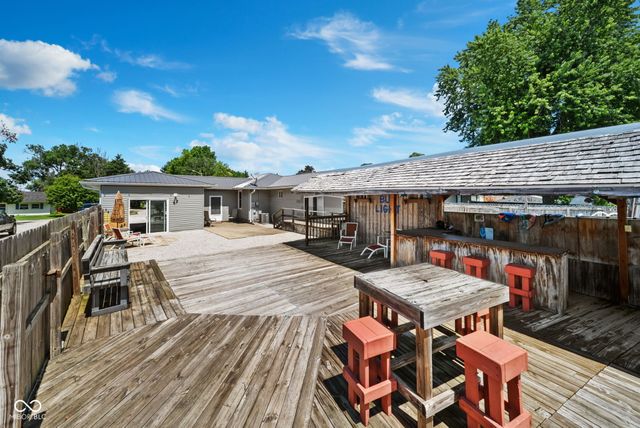 705 Maple, Rockville, IN 47872