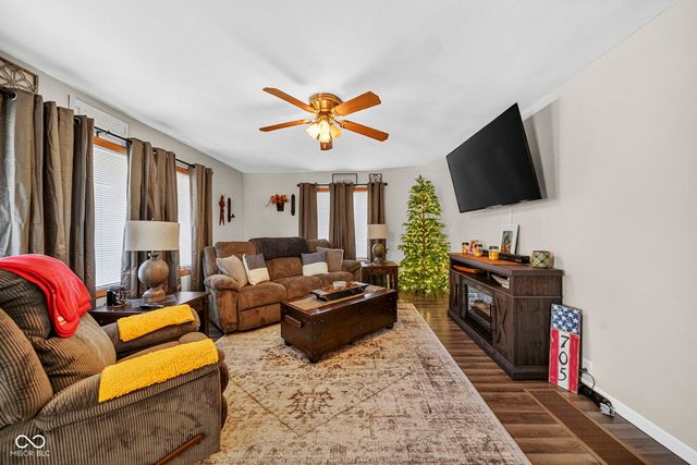 705 Maple, Rockville, IN 47872