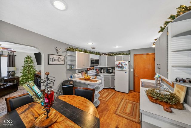 705 Maple, Rockville, IN 47872