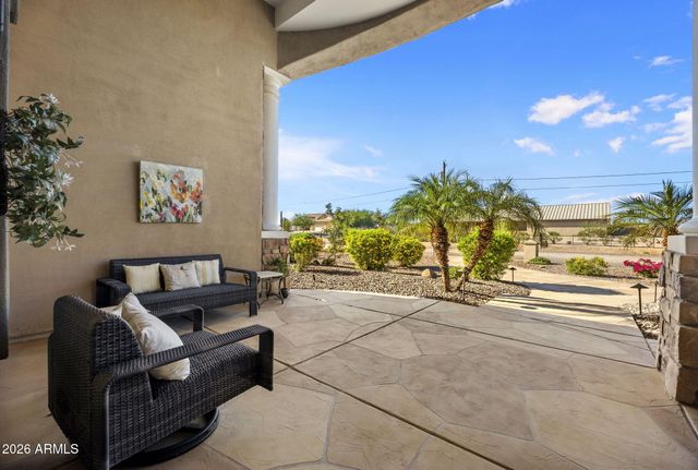745 W RHEA Road, San Tan Valley, AZ 85143