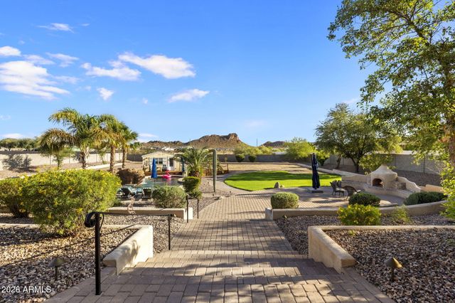 745 W RHEA Road, San Tan Valley, AZ 85143